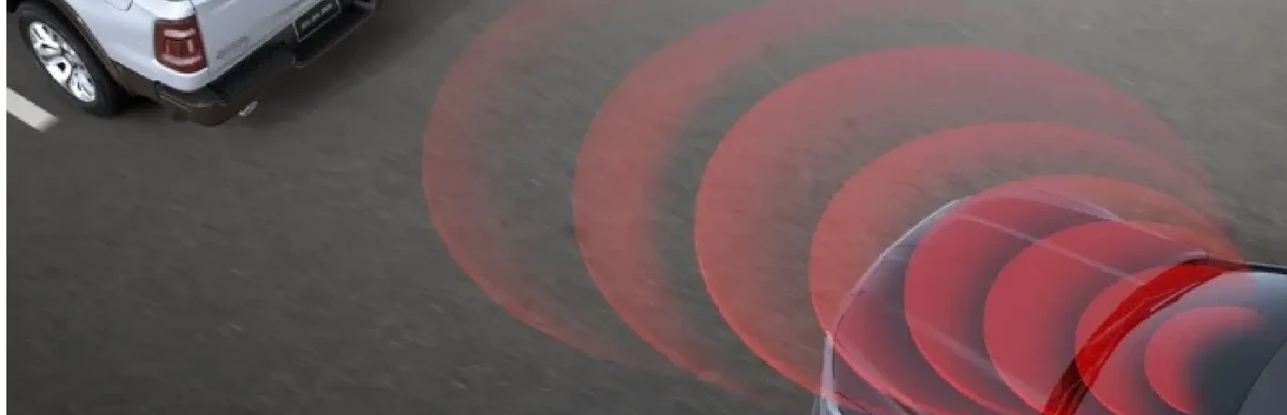 ALERTA DE COLISÃO FRONTAL COM FRENAGEM​