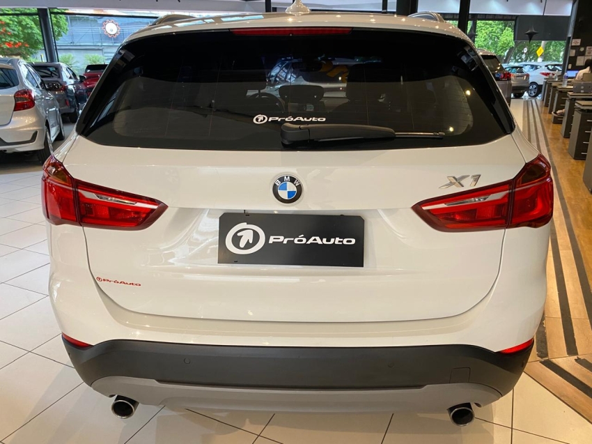 BMW-X1-2.0 16V TURBO ACTIVEFLEX SDRIVE20I 4P AUTOMÁTICO