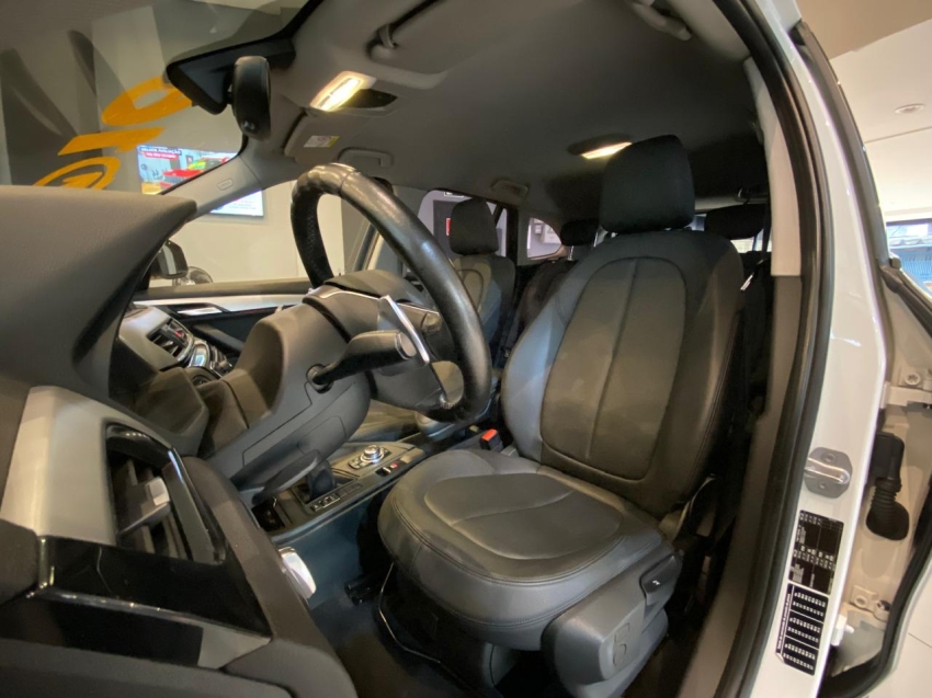 BMW-X1-2.0 16V TURBO ACTIVEFLEX SDRIVE20I 4P AUTOMÁTICO