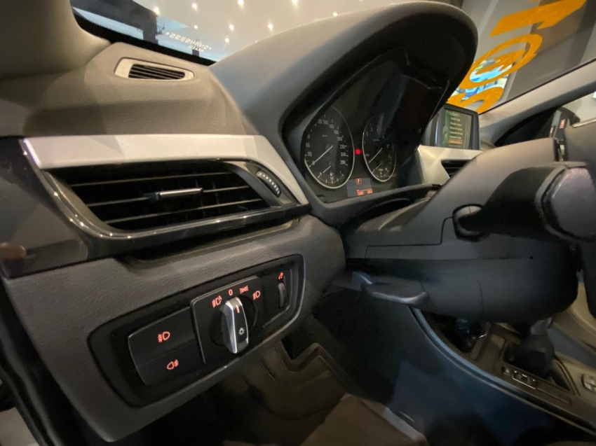 BMW-X1-2.0 16V TURBO ACTIVEFLEX SDRIVE20I 4P AUTOMÁTICO