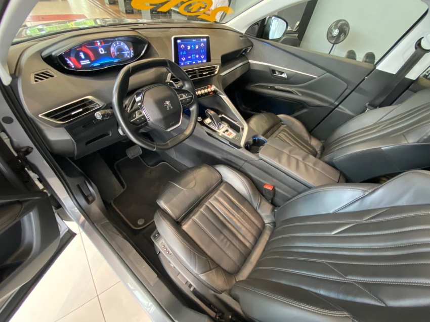 Peugeot-3008-1.6 GRIFFE PACK THP 16V GASOLINA 4P AUTOMÁTICO