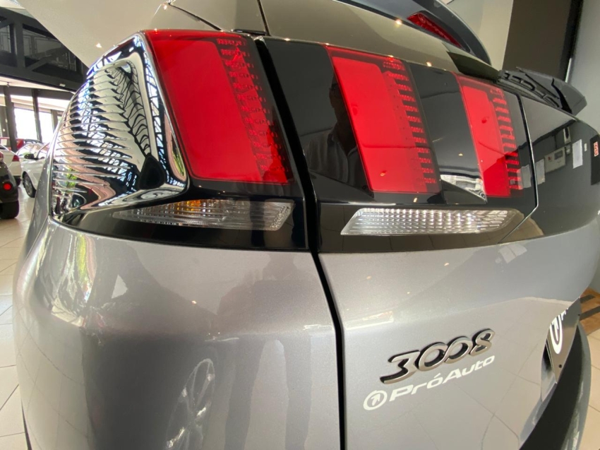 Peugeot-3008-1.6 GRIFFE PACK THP 16V GASOLINA 4P AUTOMÁTICO