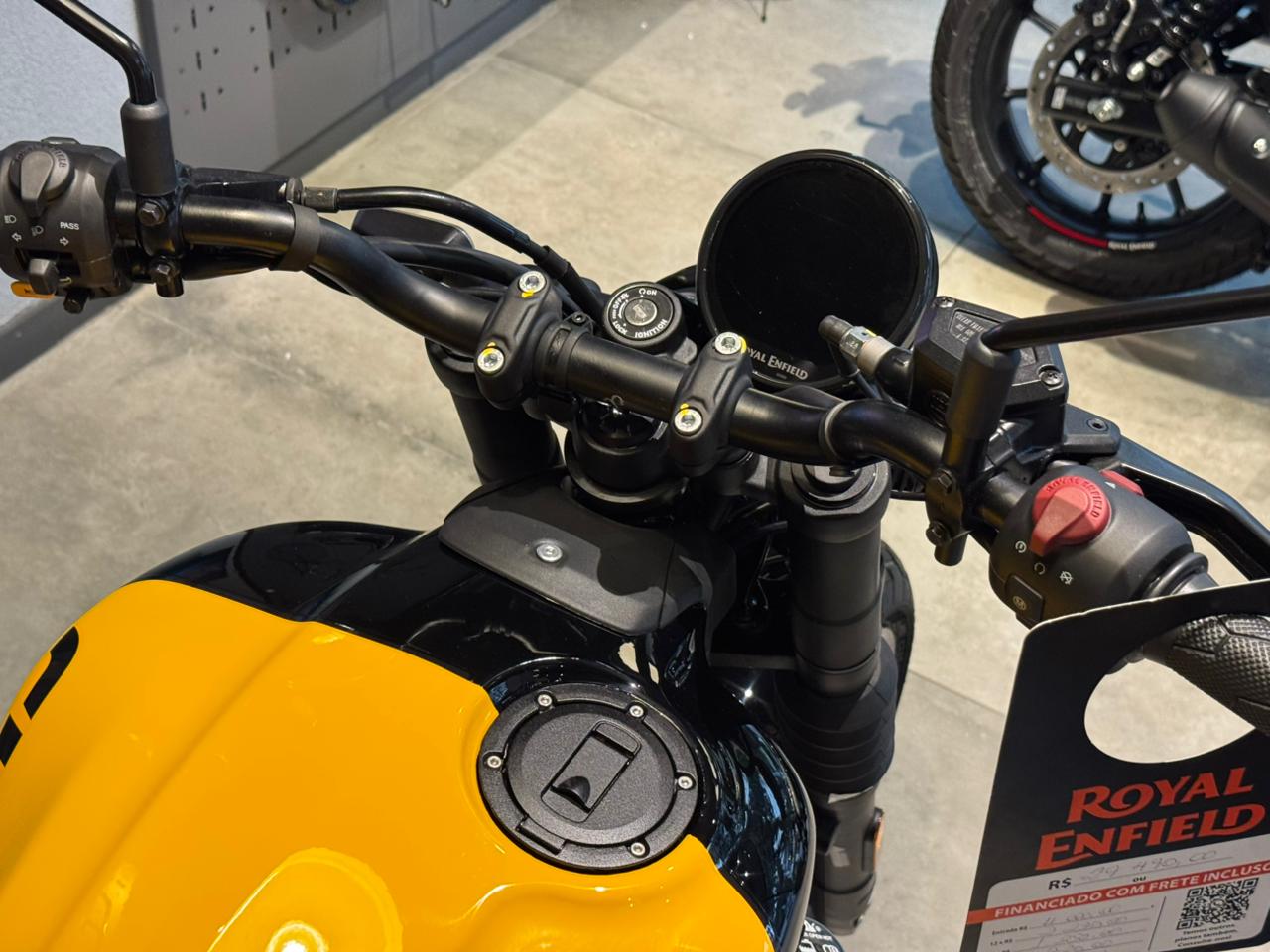 Royal Enfield-GUERRILLA 450-GUERRILLA 450 Yellow Ribbo