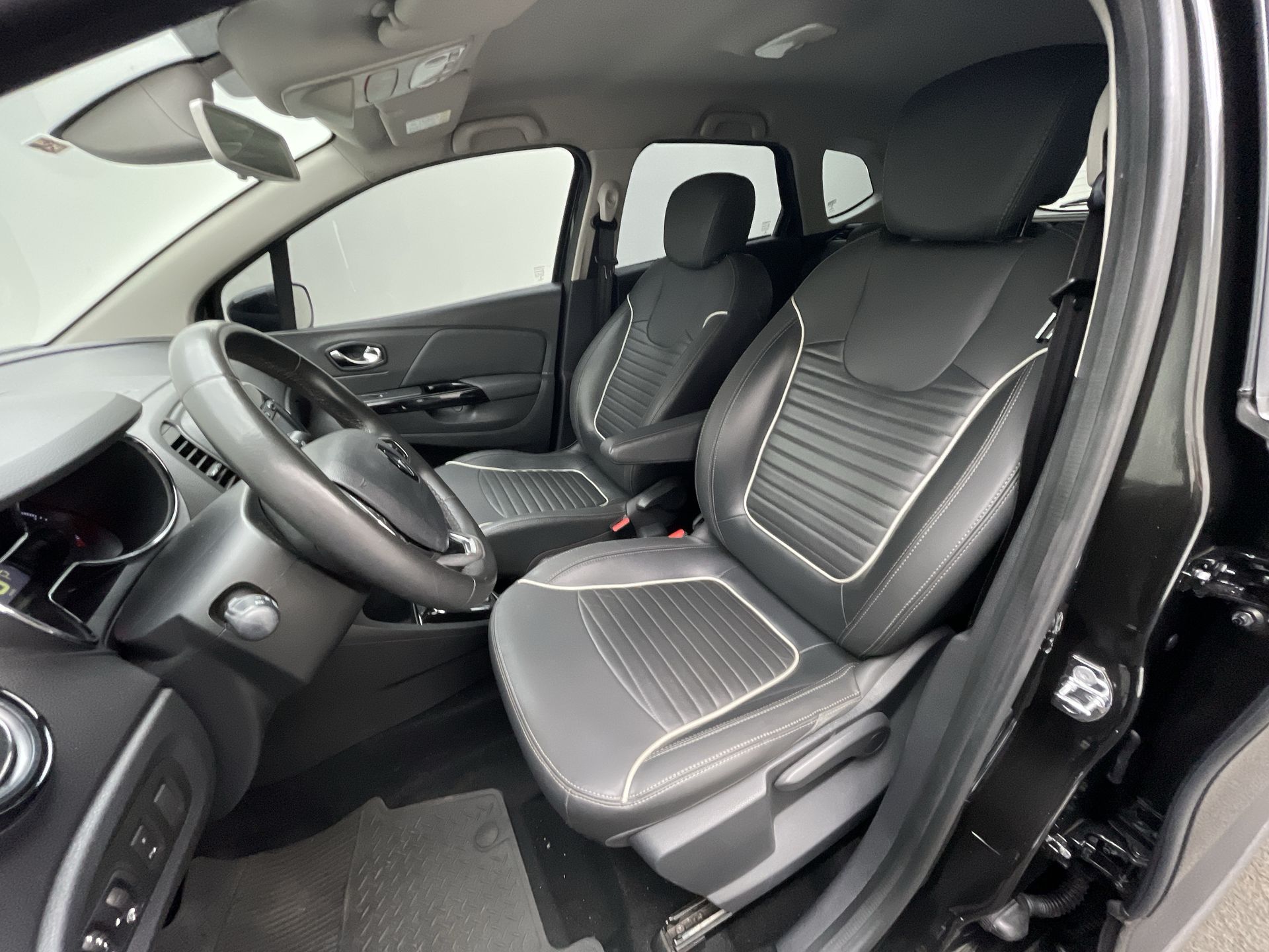 CAPTUR Intense 1.6 16V Flex 5p Aut.