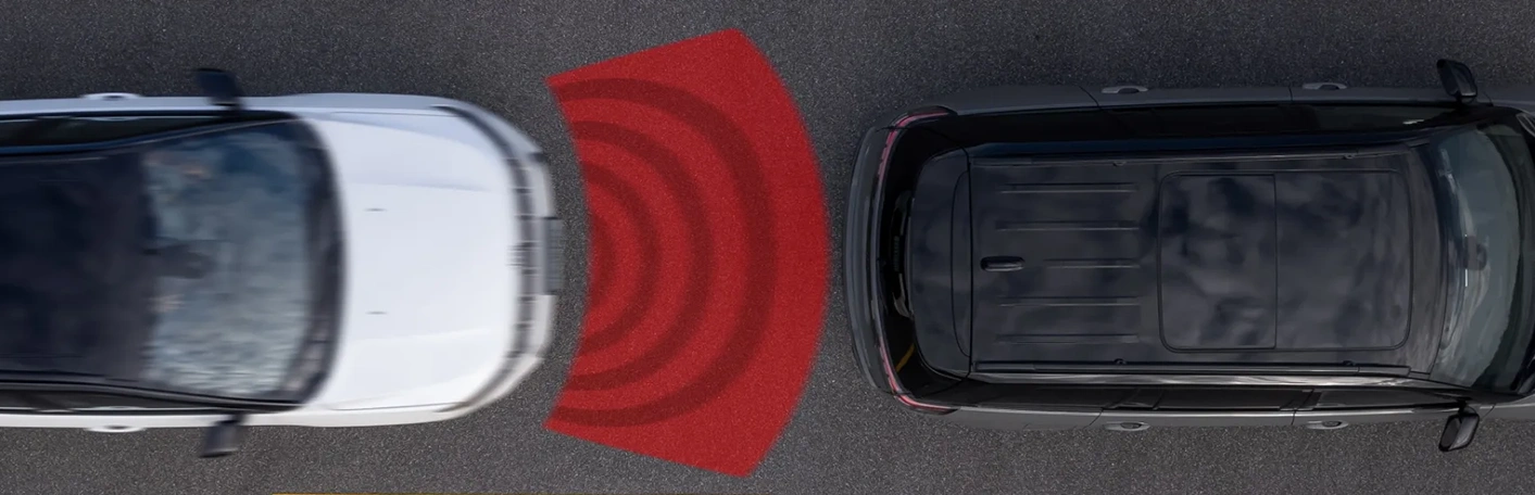 Aviso de Colisão Frontal com Frenagem Automática