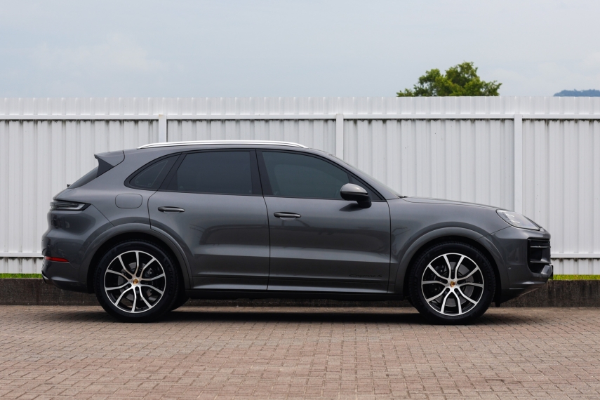 Porsche-CAYENNE-4.0 V8 GASOLINA S AWD TIPTRONIC S