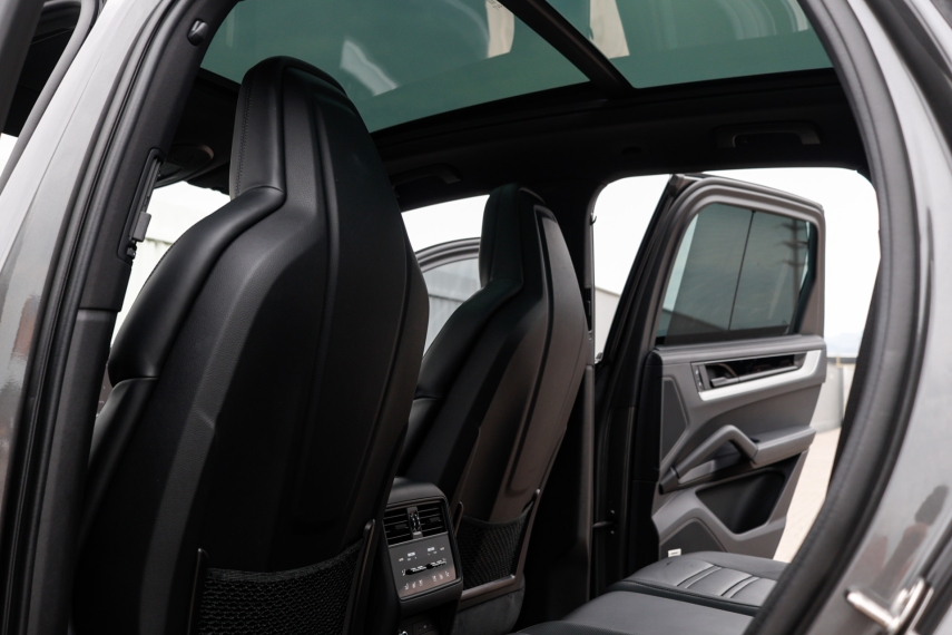 Porsche-CAYENNE-4.0 V8 GASOLINA S AWD TIPTRONIC S