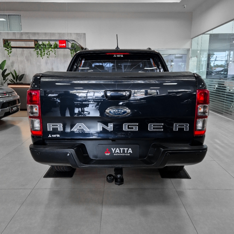 Ford-RANGER-2.2 BLACK 4X2 CD 16V DIESEL 4P AUTOMÁTICO