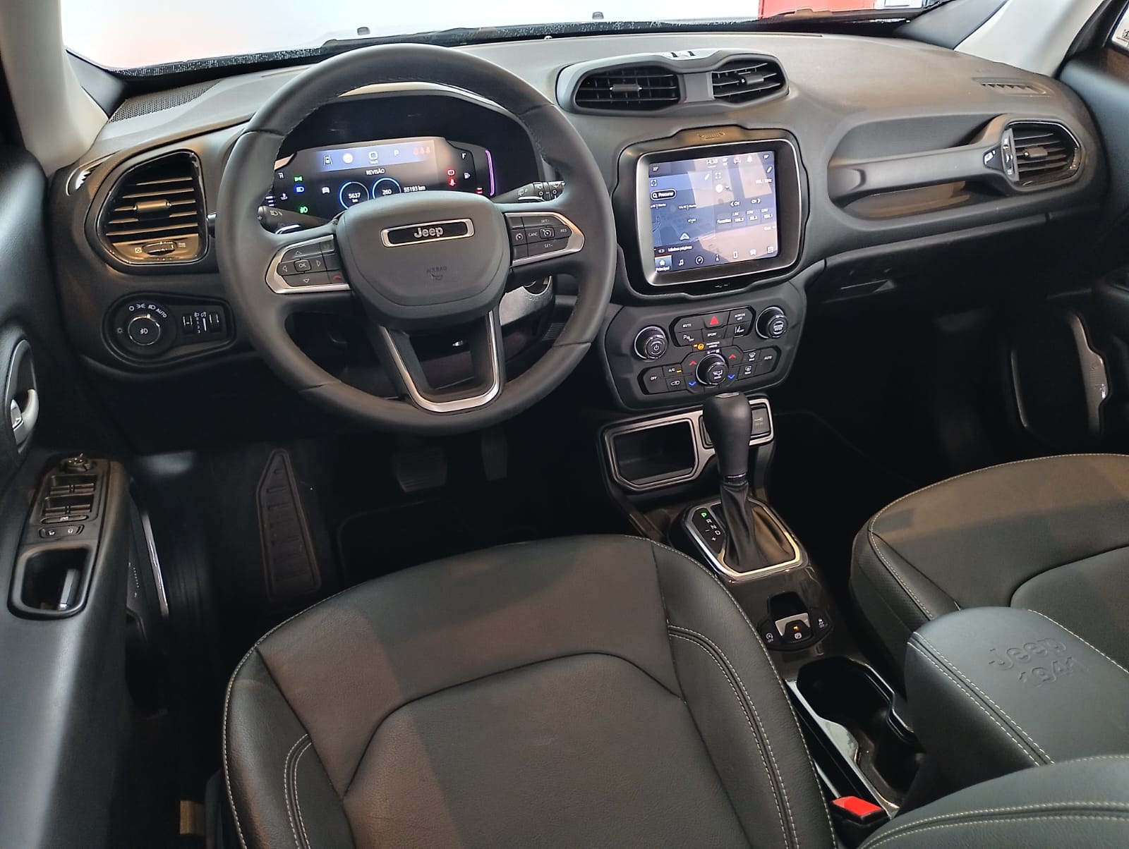 Jeep-RENEGADE-Renegade Long. T270 1.3 TB 4x2 Flex Aut.