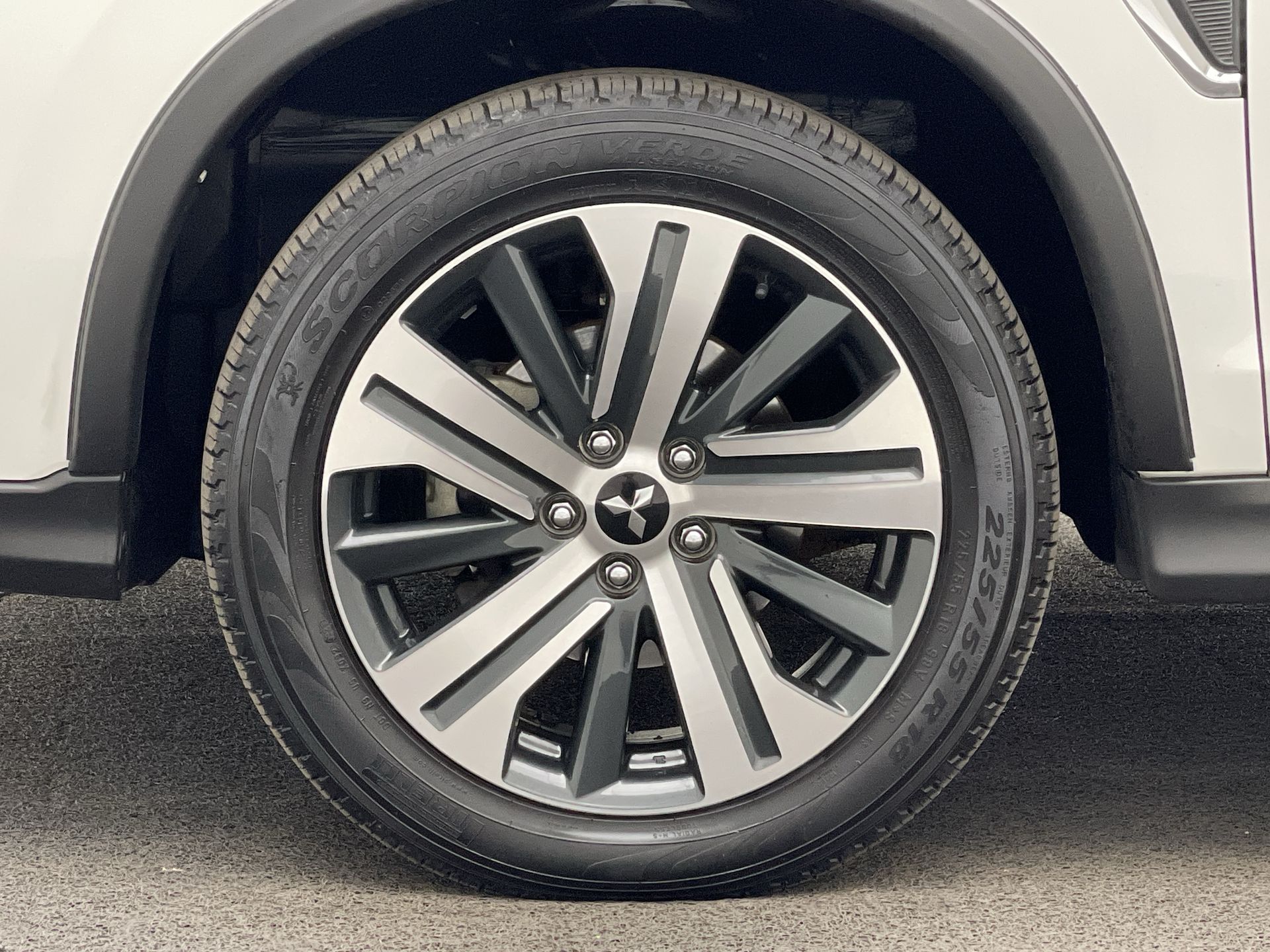 OUTLANDER Sport HPE 2.0 16V Flex Aut.