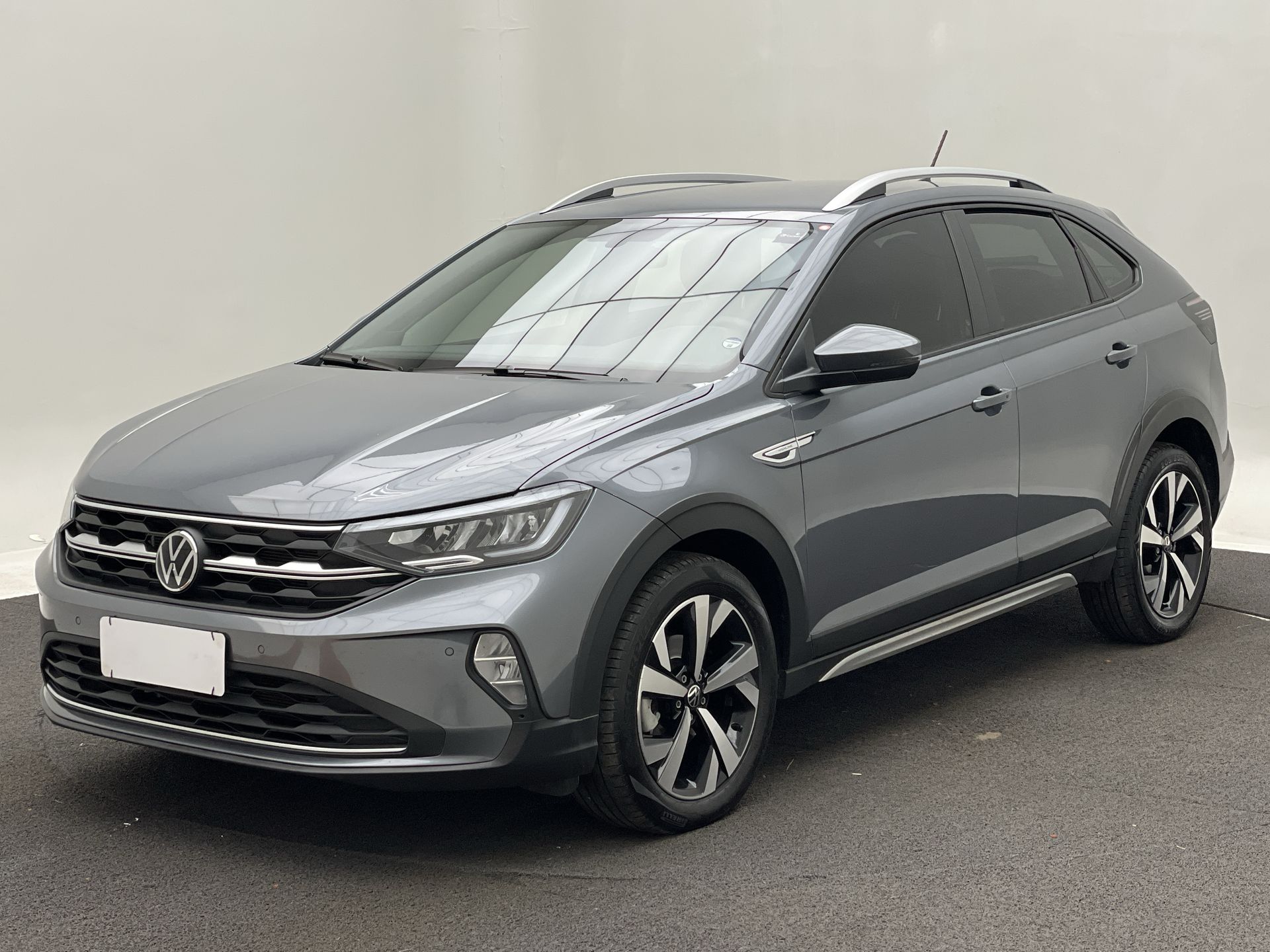 Nivus Highline 1.0 200 TSI Flex Aut.