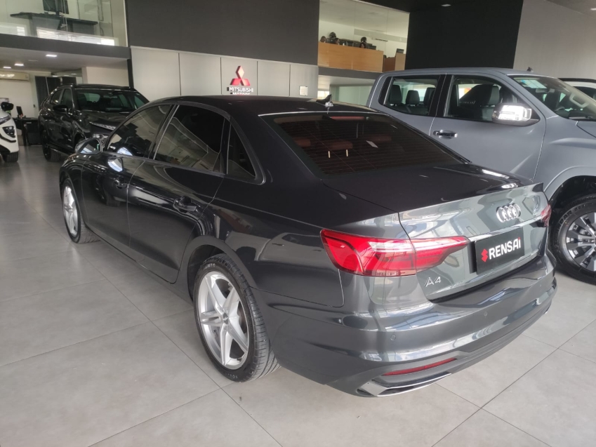 Audi-A4-2.0 TFSI GASOLINA PRESTIGE S TRONIC