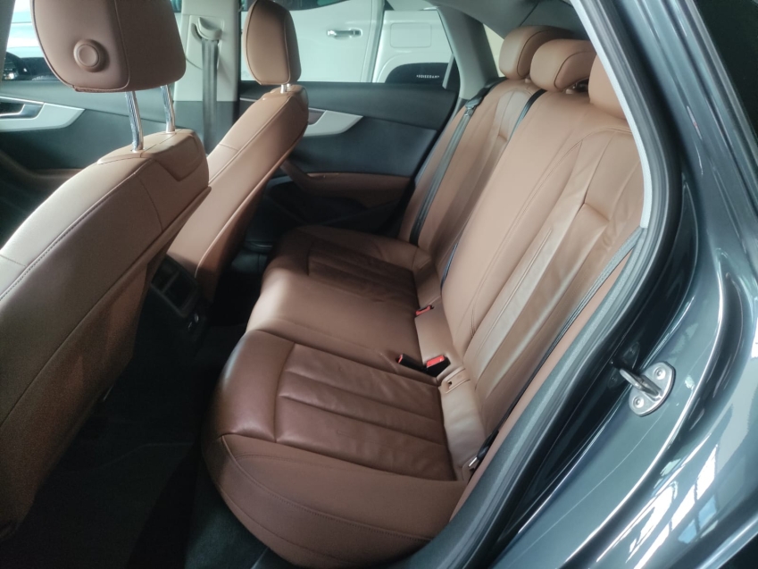 Audi-A4-2.0 TFSI GASOLINA PRESTIGE S TRONIC