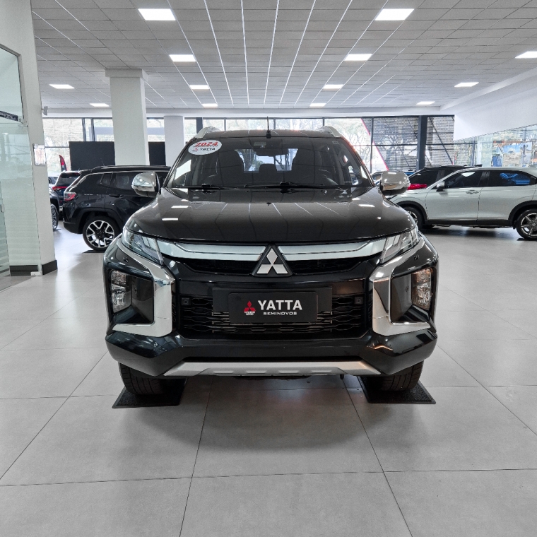 Mitsubishi-L200 TRITON-2.4 16V TURBO DIESEL SPORT HPE-S CD 4P 4X4 AUTOMÁTICO