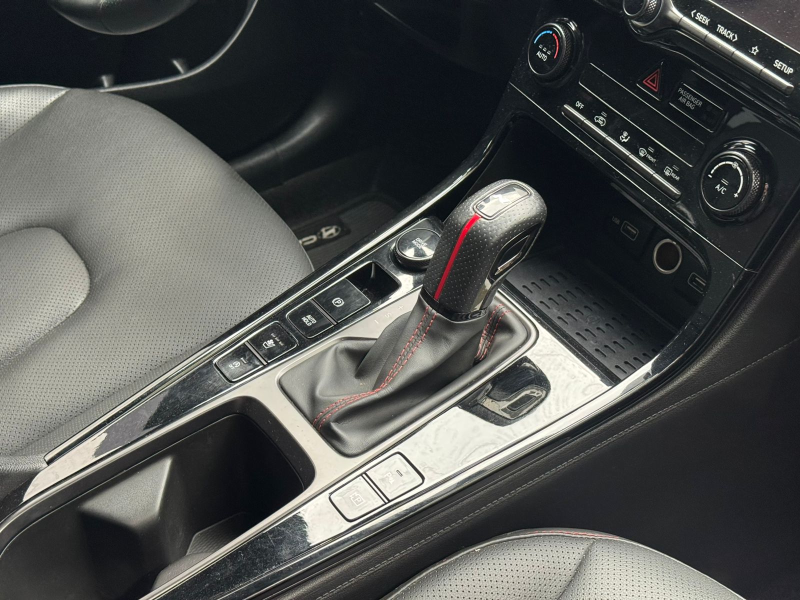 Hyundai-CRETA-Creta N Line 1.0 TB 12V Flex Aut.