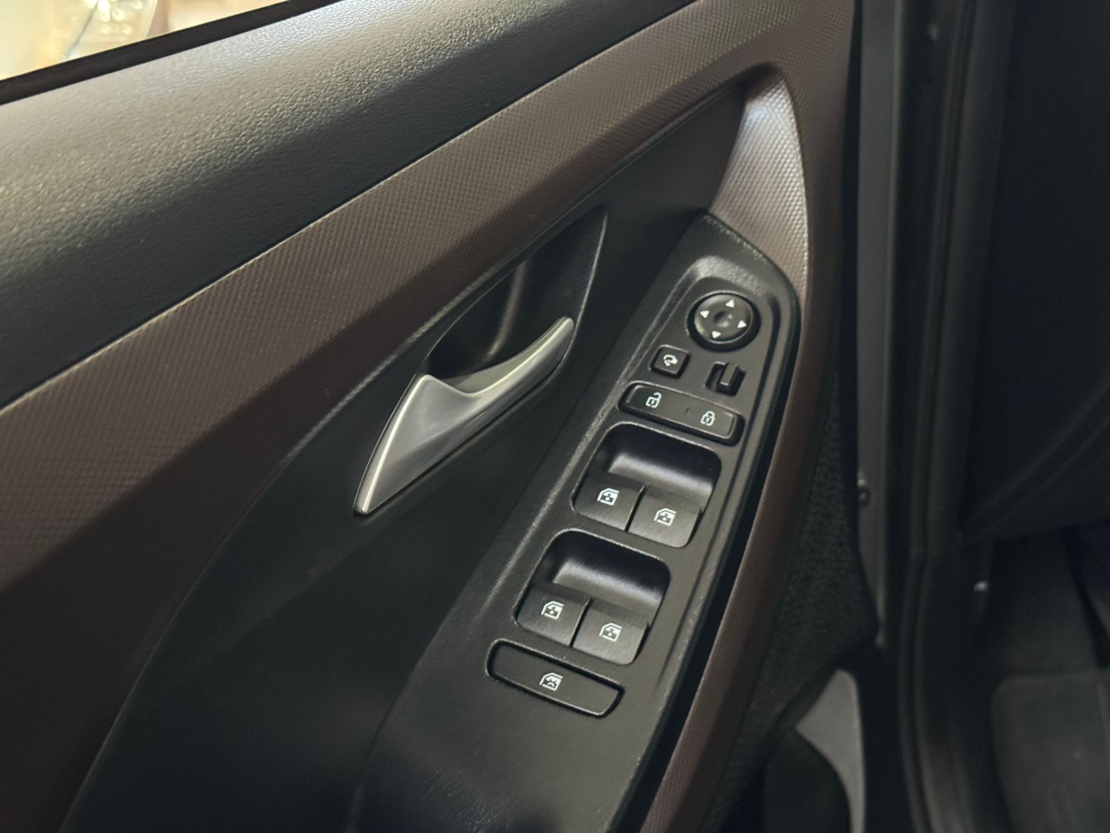 Hyundai-CRETA-Creta Platinum 1.0 TB 12V Flex Aut.