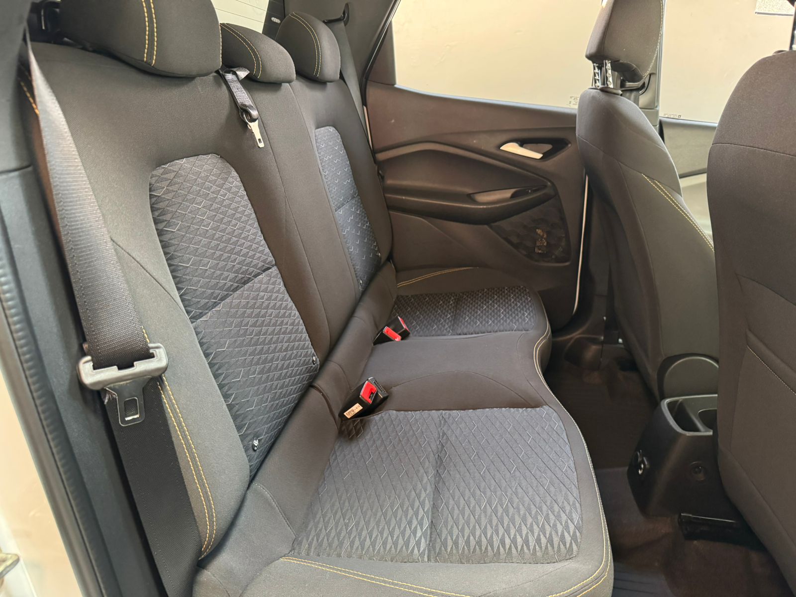 GM - Chevrolet-MONTANA-MONTANA LT 1.2  Turbo Flex 12V 4p Mec.