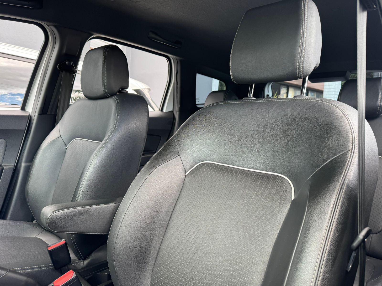 Renault-DUSTER-DUSTER Iconic 1.6 16V Flex Aut.