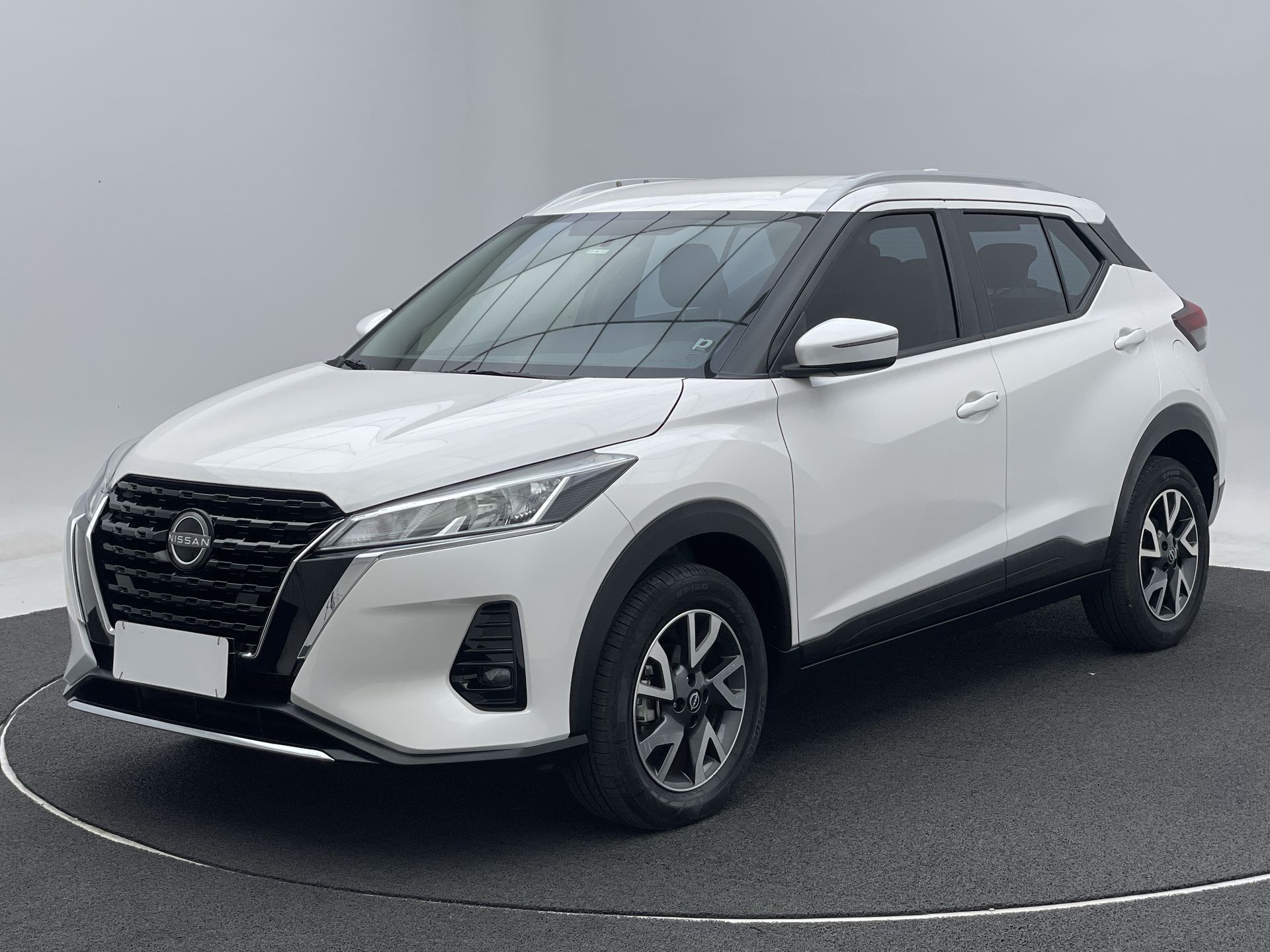 KICKS Sense 1.6 16V Flex Aut.