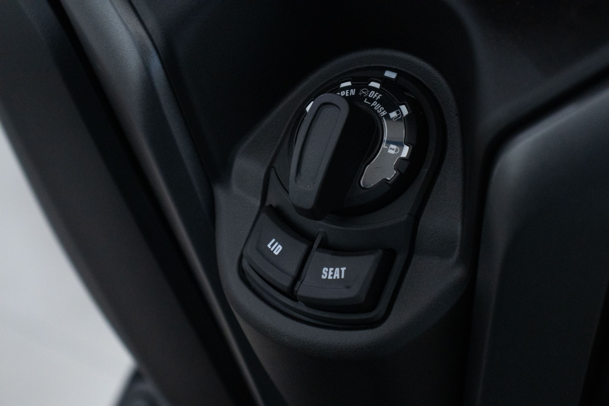 YAMAHA-XMAX-XMAX 300 CONNECTED