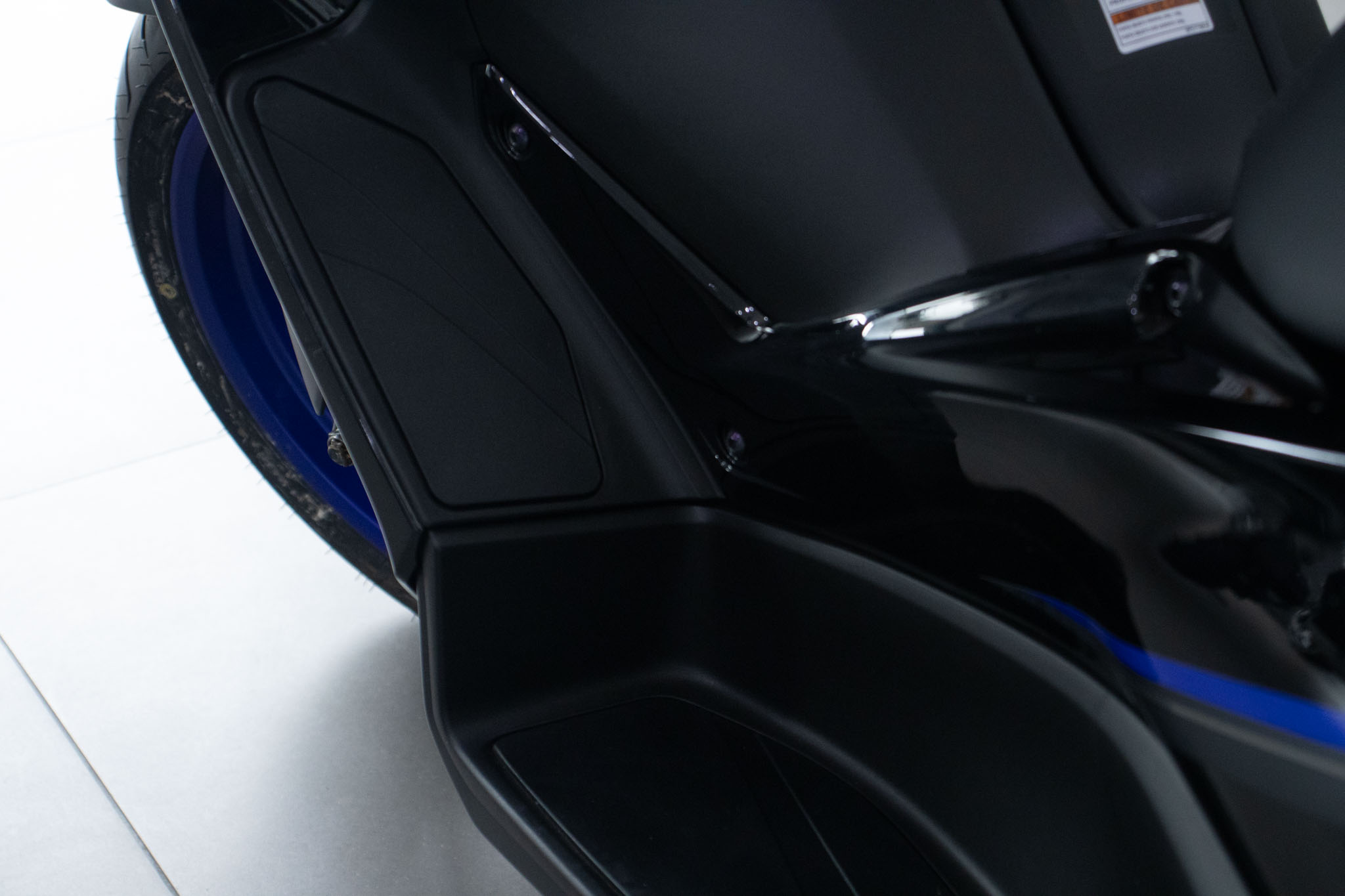 YAMAHA-XMAX-XMAX 300 CONNECTED