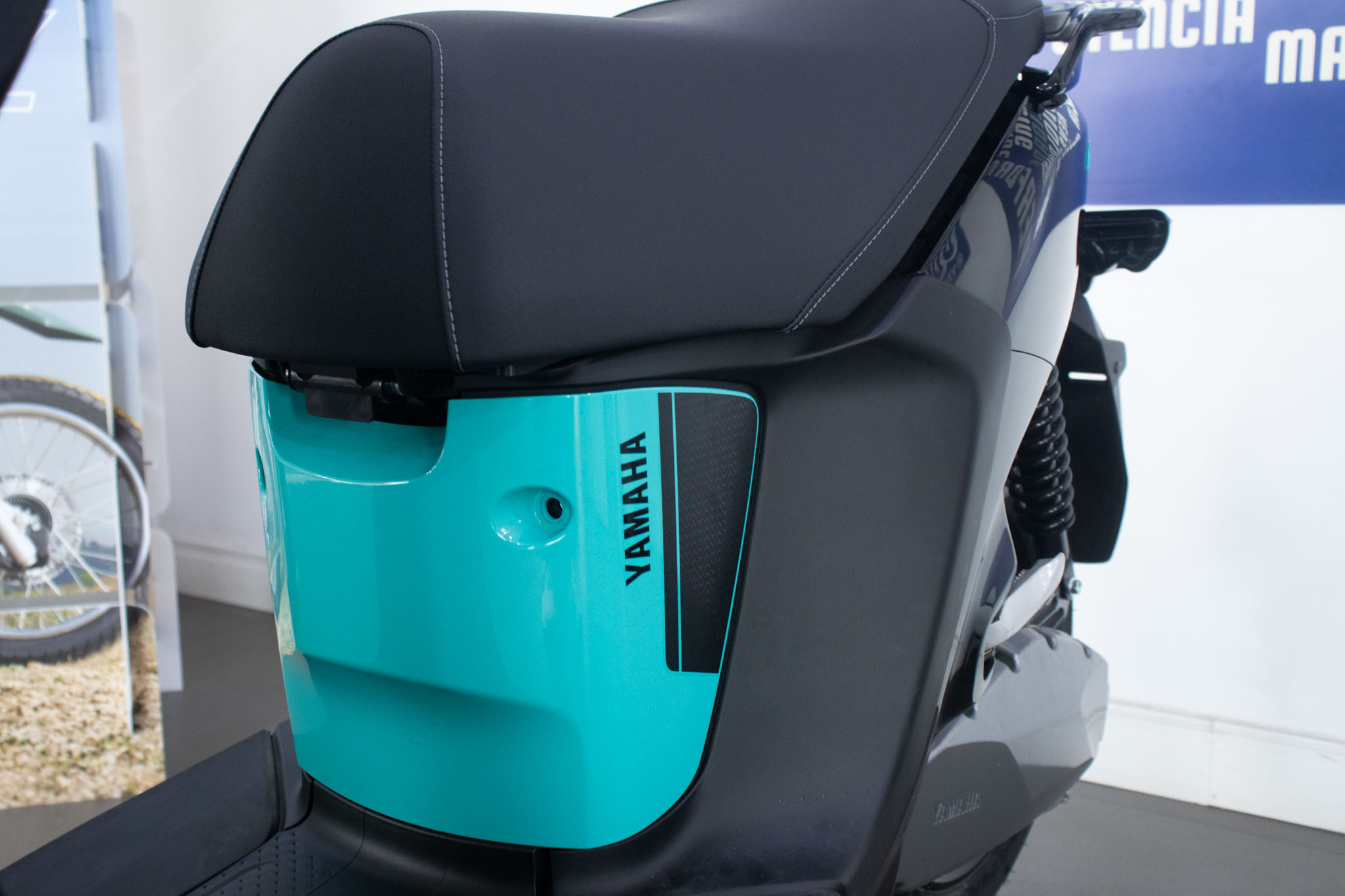 YAMAHA-NEOS-NEOS CONNECTED (Elétrica)