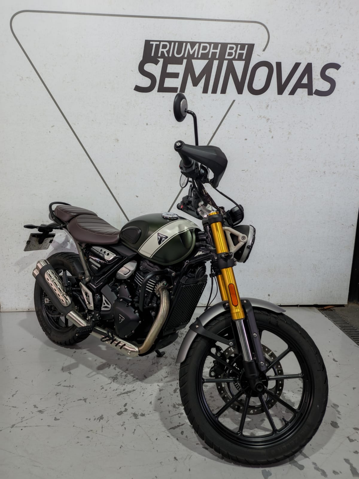 TRIUMPH-SCRAMBLER-SCRAMBLER 400X