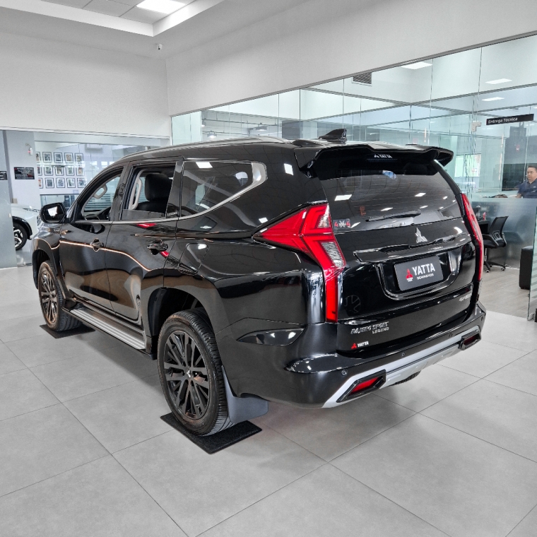 Mitsubishi-PAJERO SPORT-2.4 16V MIVEC TURBO DIESEL LEGEND AWD AUTOMÁTICO