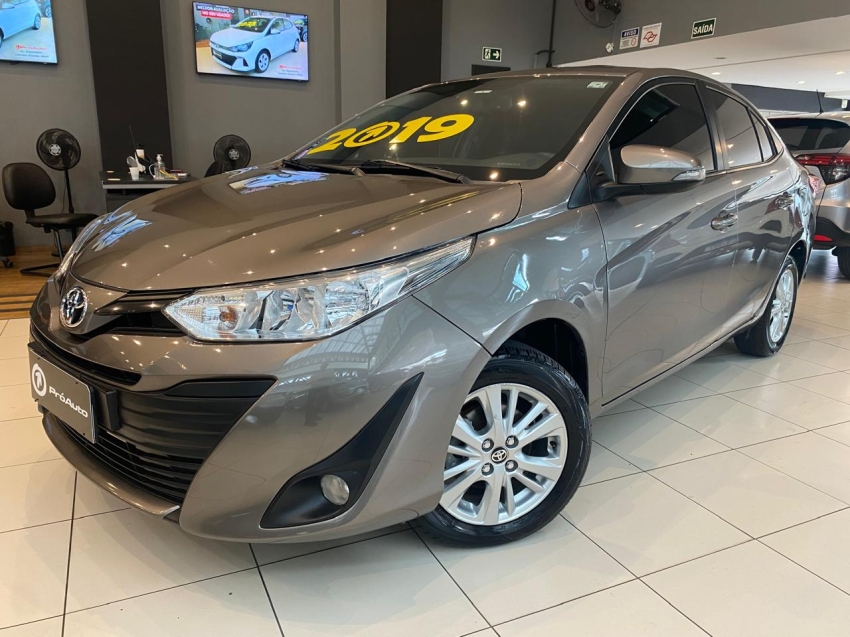 Toyota-YARIS-1.5 16V FLEX SEDAN XL PLUS TECH MULTIDRIVE