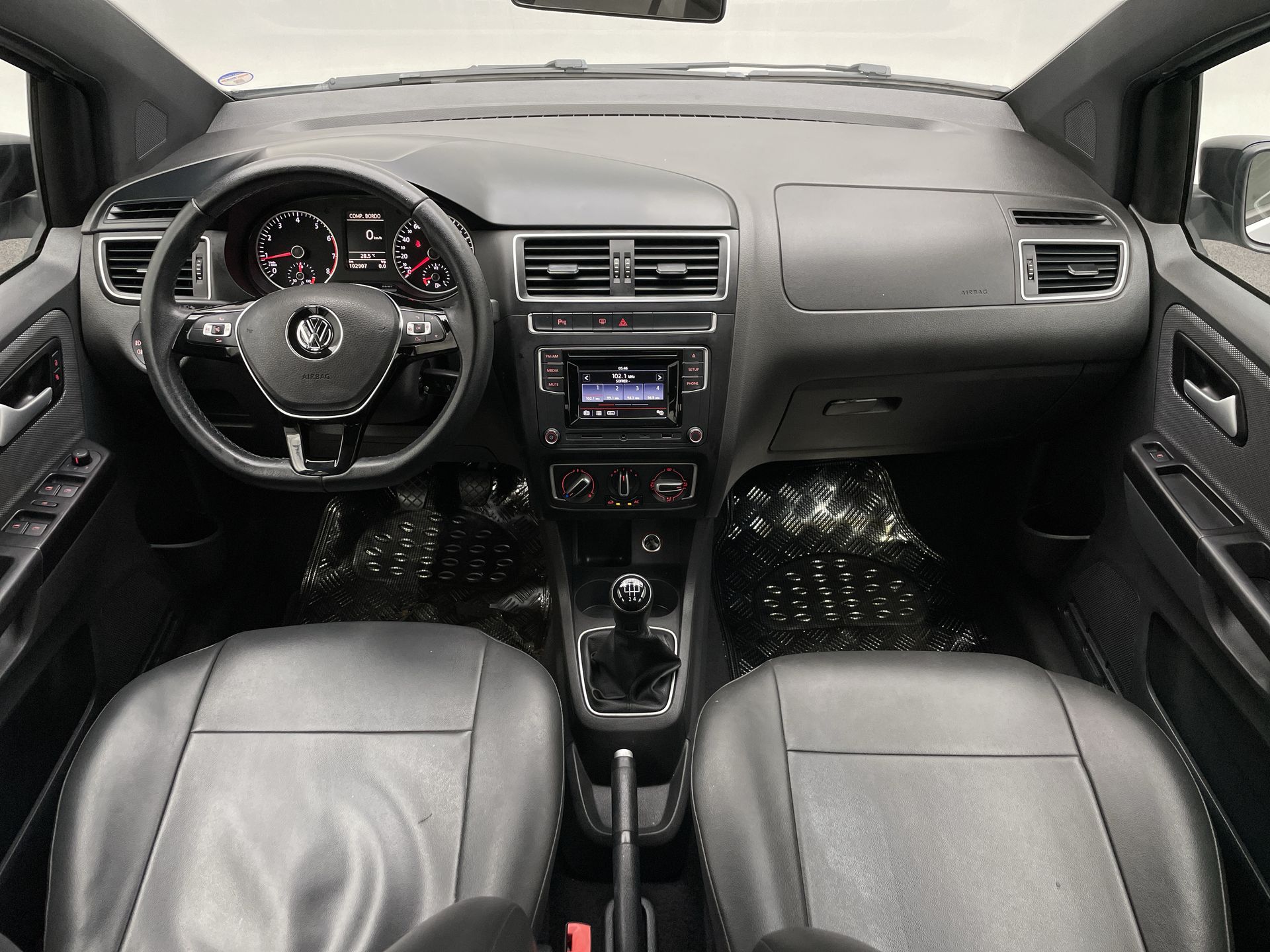 Fox RUN 1.6 Flex 8V 5p