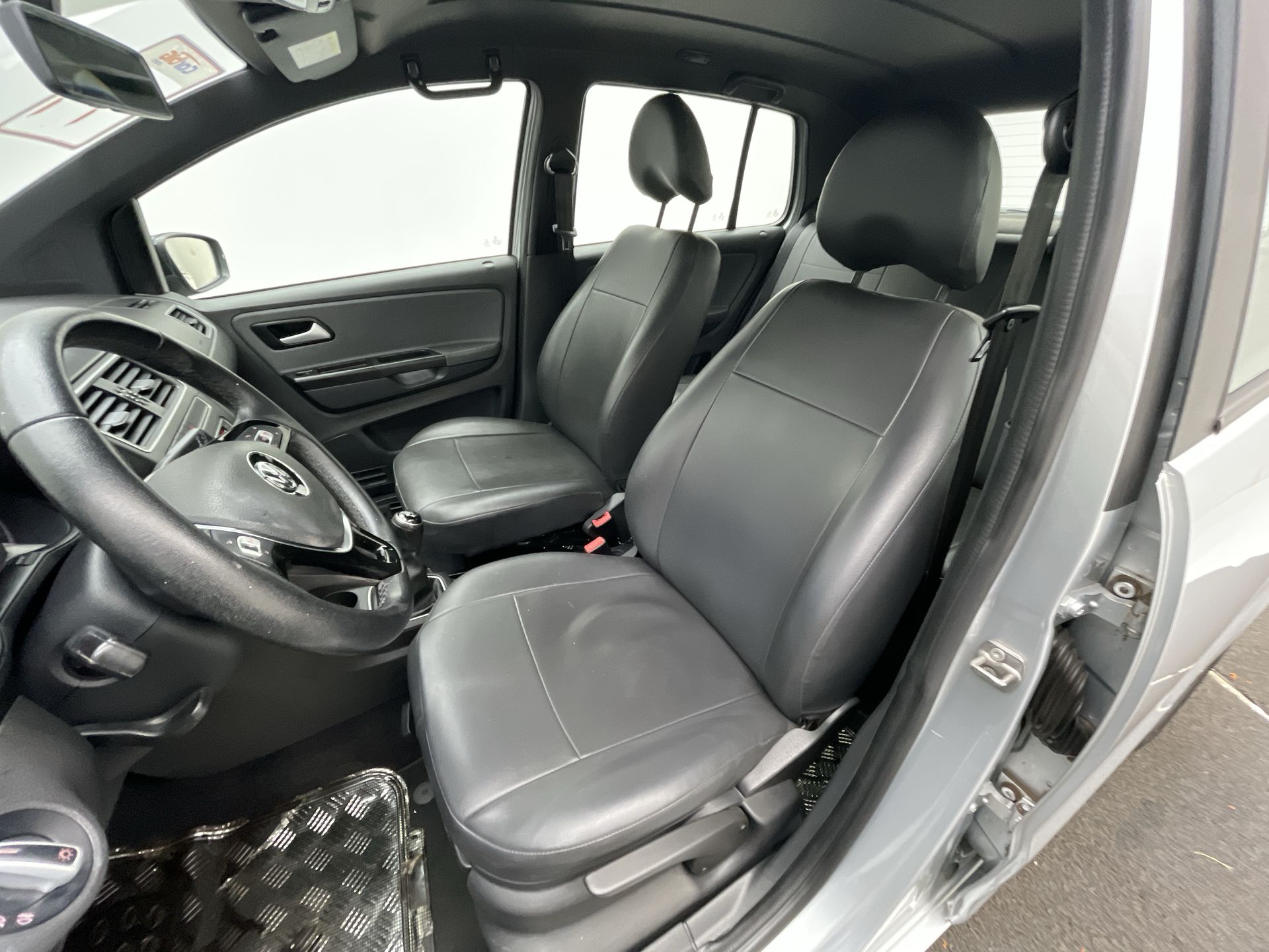 Fox RUN 1.6 Flex 8V 5p