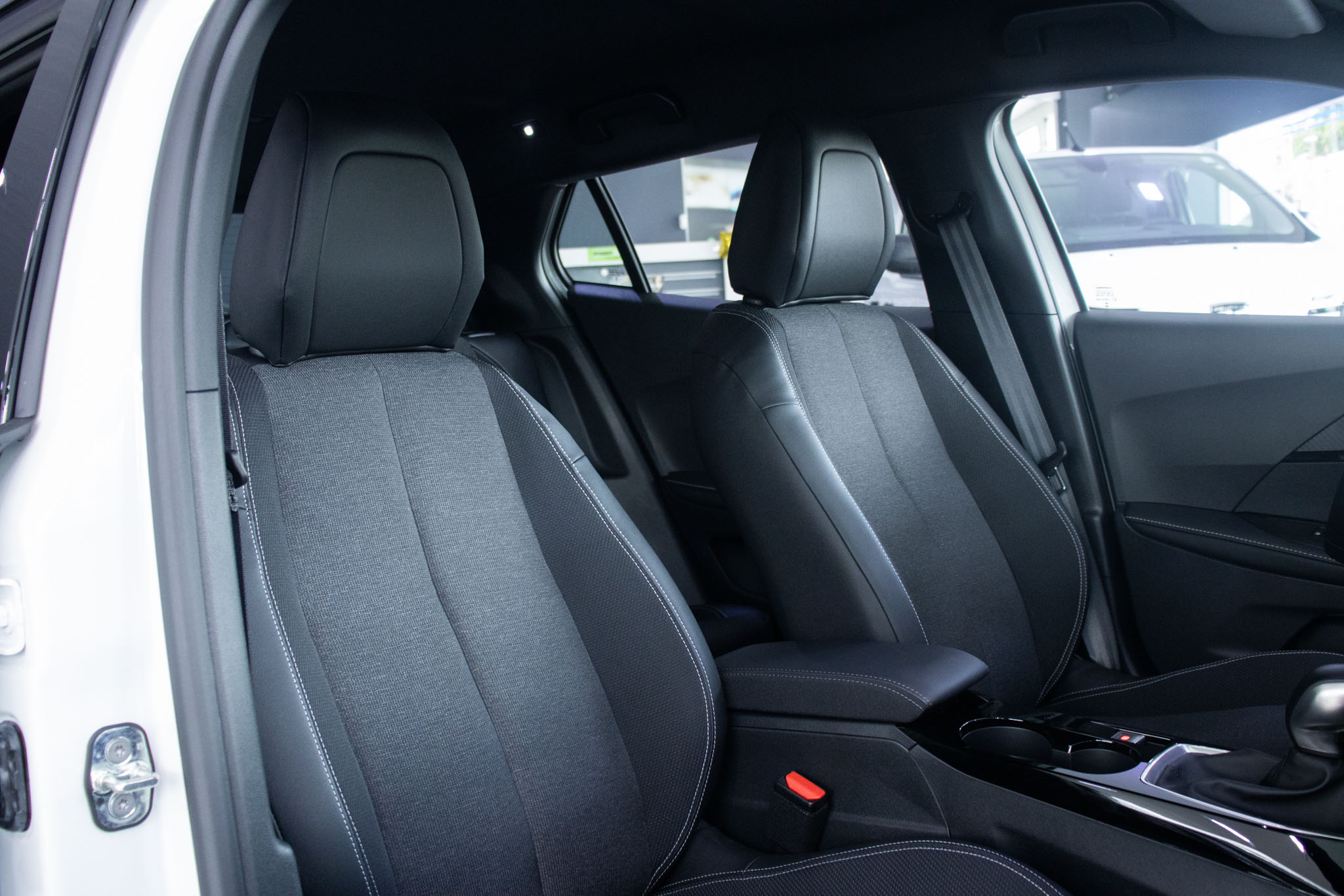 Peugeot-2008-2008 Active 1.0 Turbo Flex 5p Aut.