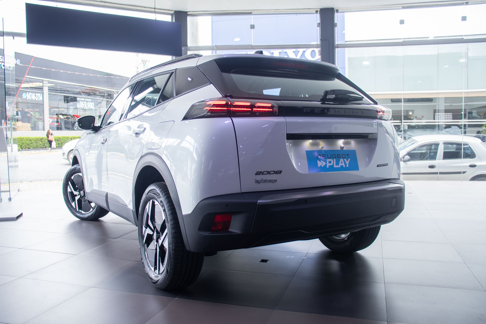 Peugeot-2008-2008 Active 1.0 Turbo Flex 5p Aut.