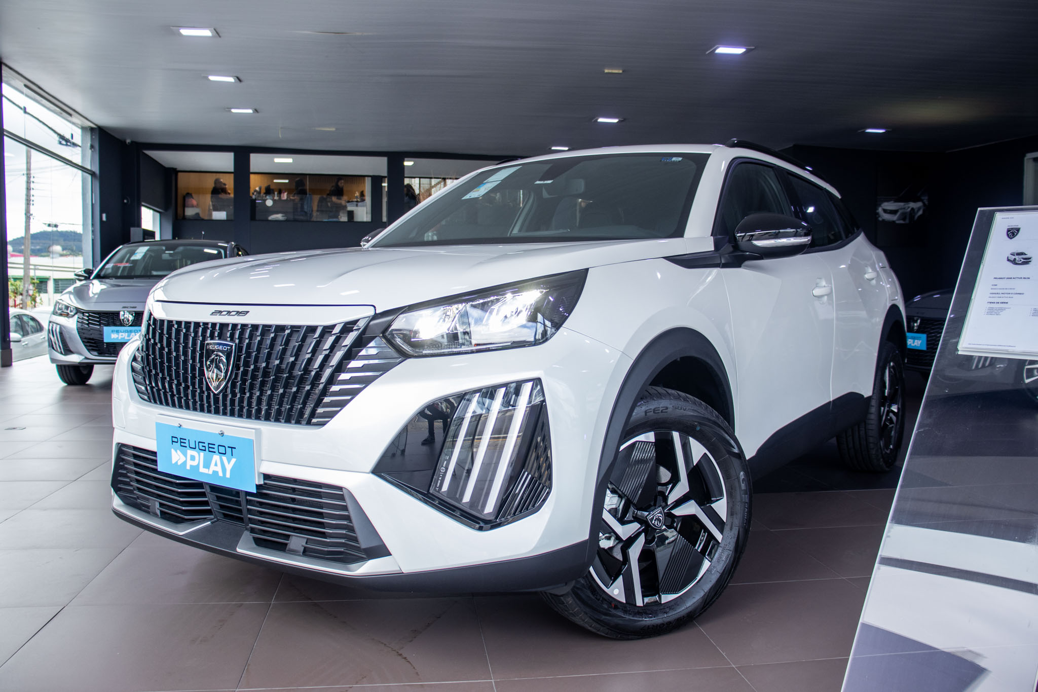 Peugeot-2008-2008 Active 1.0 Turbo Flex 5p Aut.