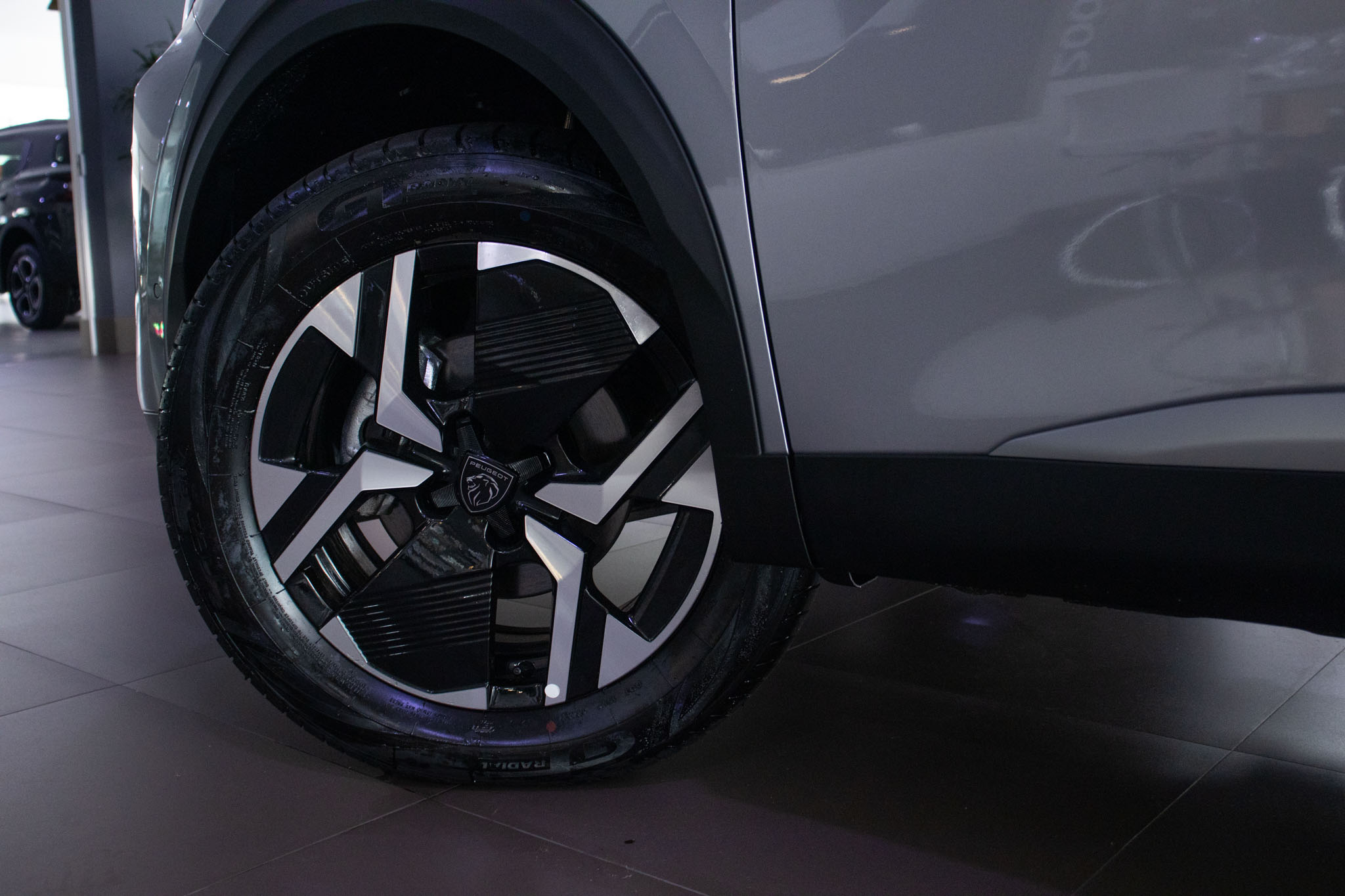 Peugeot-2008-2008 Allure 1.0 Turbo Flex 5p Aut.