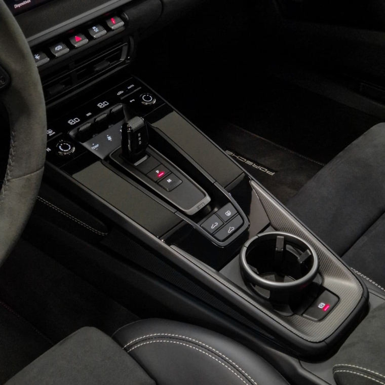 Porsche-911-3.0 24V H6 GASOLINA CARRERA GTS PDK