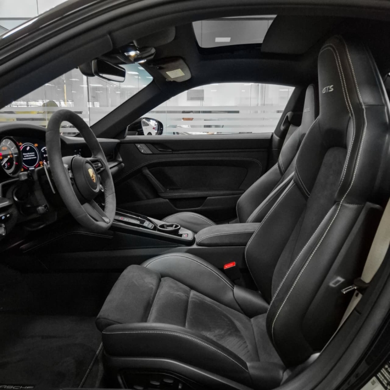 Porsche-911-3.0 24V H6 GASOLINA CARRERA GTS PDK