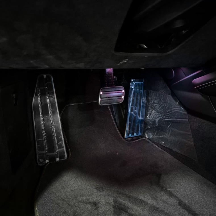 Porsche-911-3.0 24V H6 GASOLINA CARRERA GTS PDK