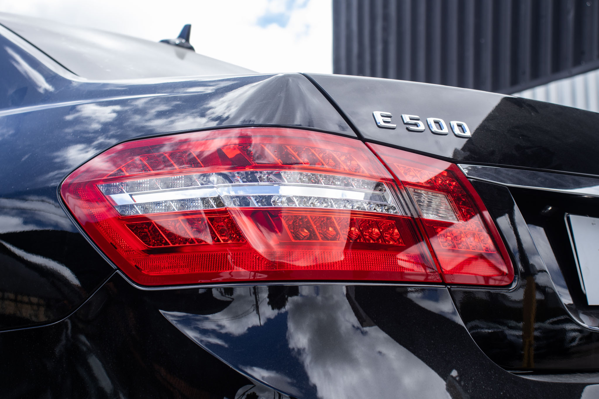 Mercedes-Benz-500-E-500 CGI Guard VR4 4.7 V8 408cv 4p