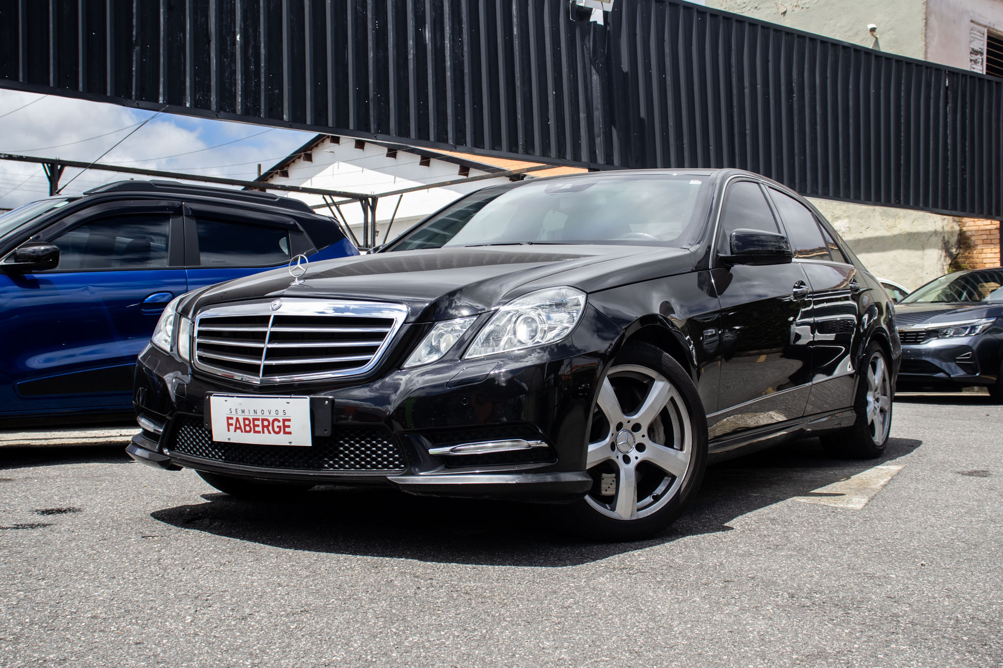 Mercedes-Benz-500-E-500 CGI Guard VR4 4.7 V8 408cv 4p