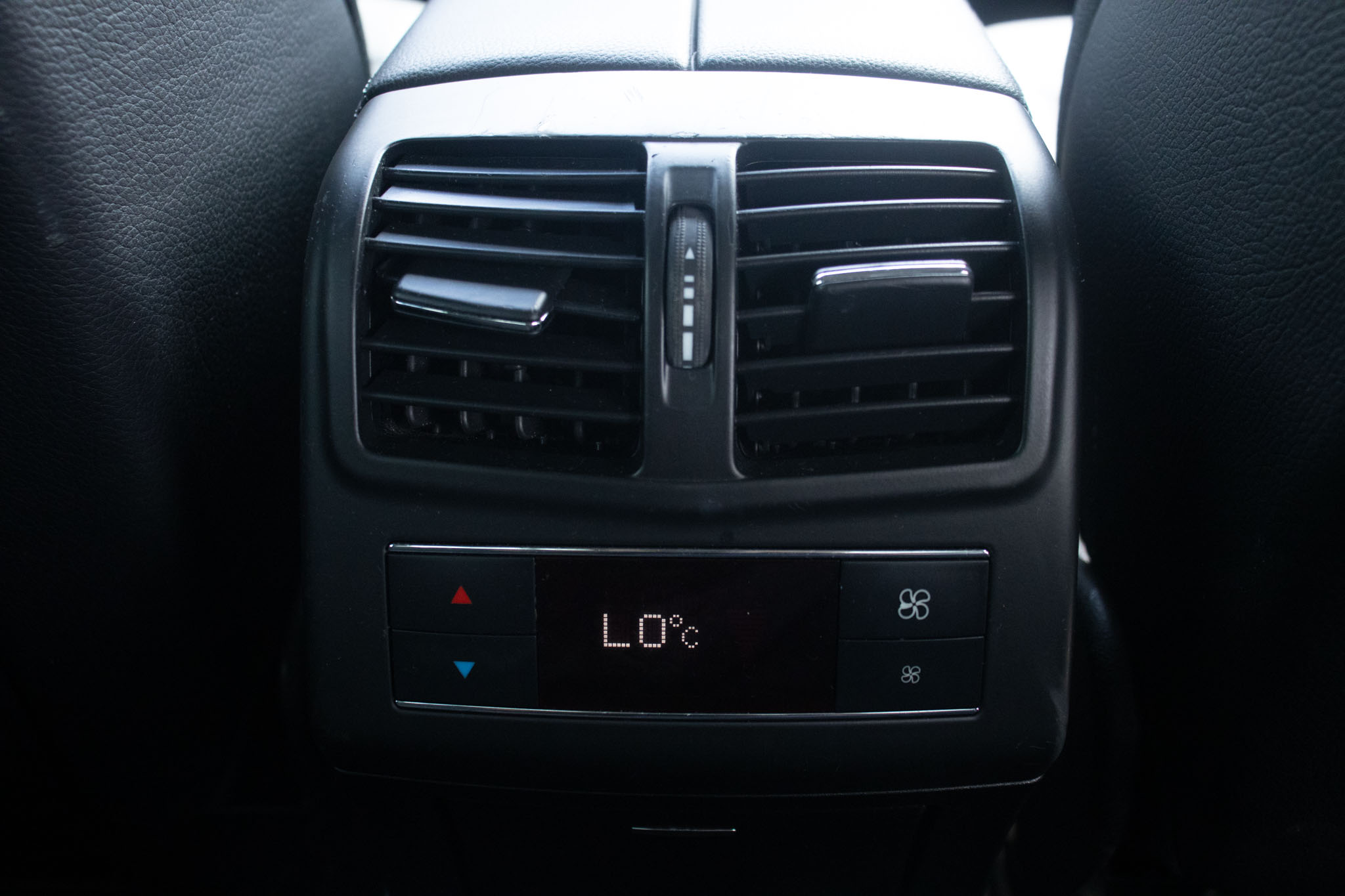 Mercedes-Benz-500-E-500 CGI Guard VR4 4.7 V8 408cv 4p