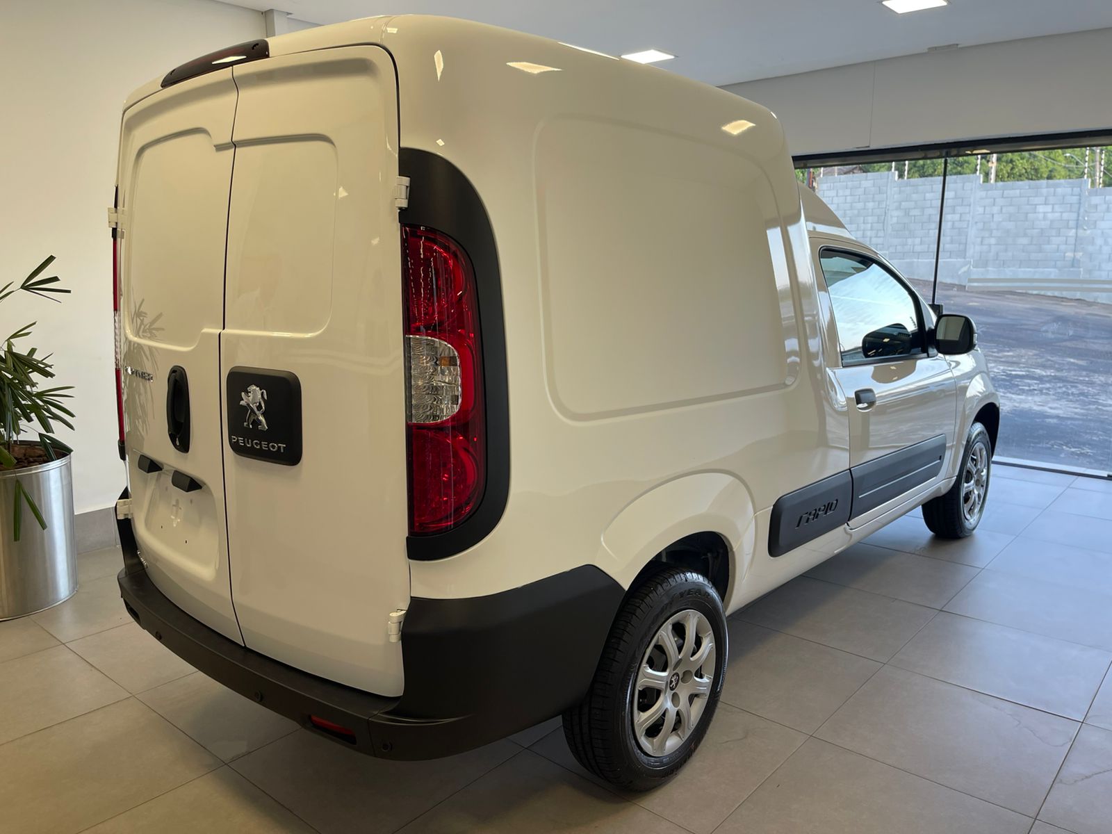 Peugeot-PARTNER RAPID-Partner Rapid Busin. Pack 1.3 Flex Mec.