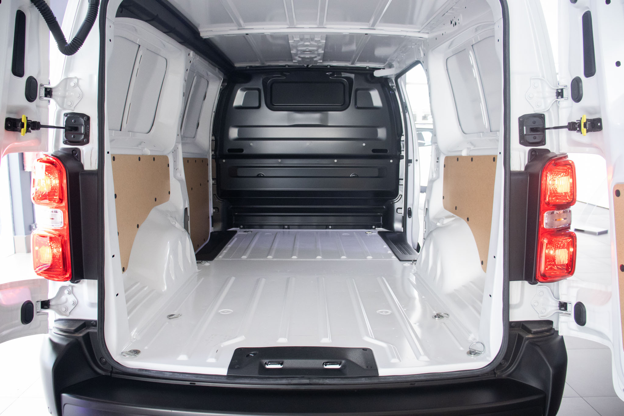 Peugeot-EXPERT-Expert Cargo 2.2 Turbo Diesel