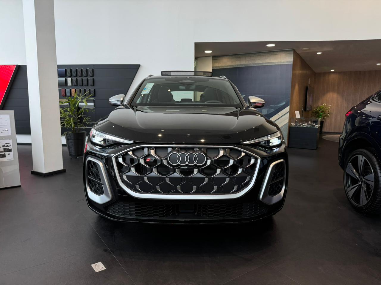 Audi-SQ5-SQ5 3.0 TFSI Quattro S-tronic