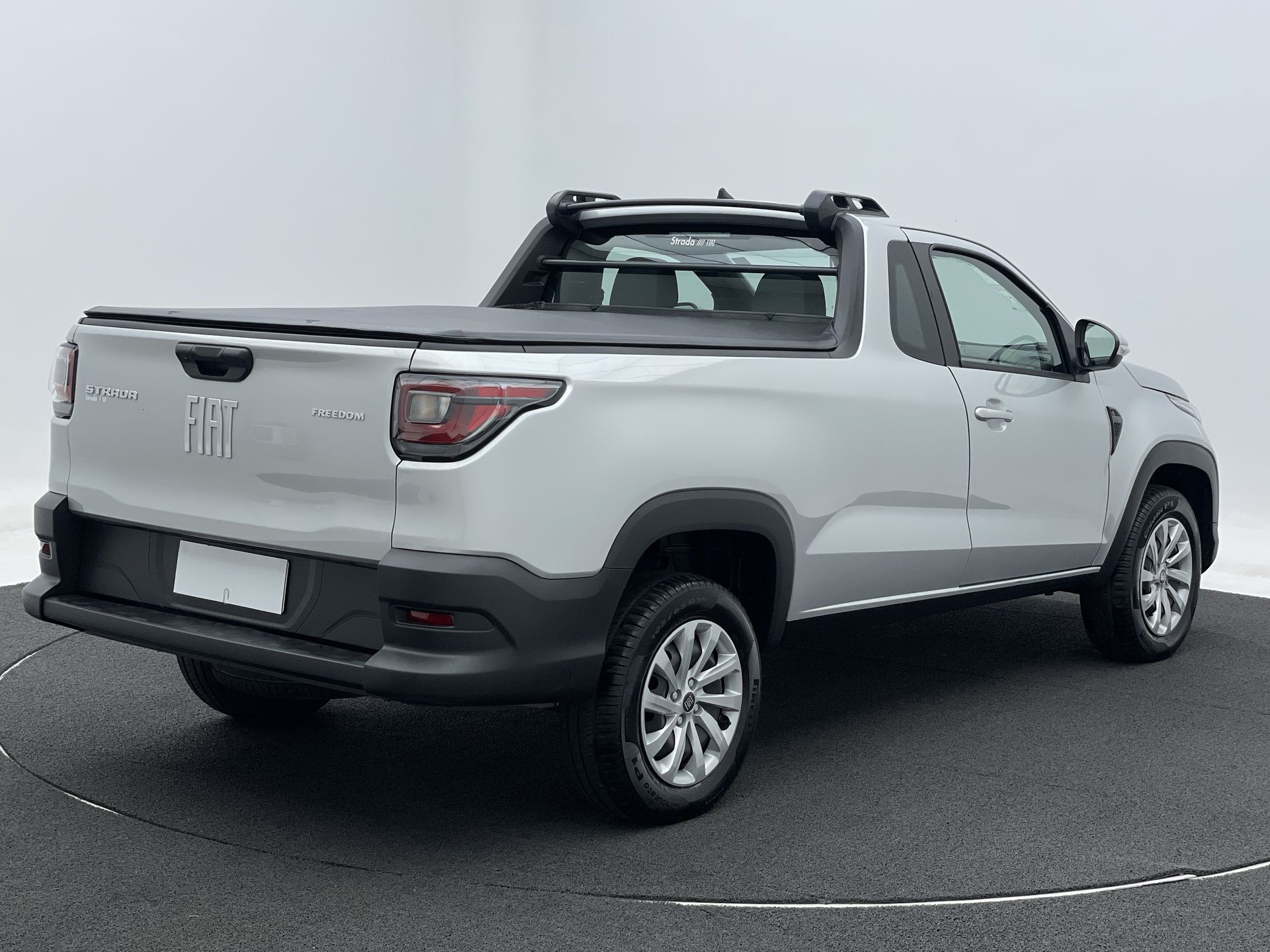 Strada Freedom 1.3 Flex 8V  CS Plus