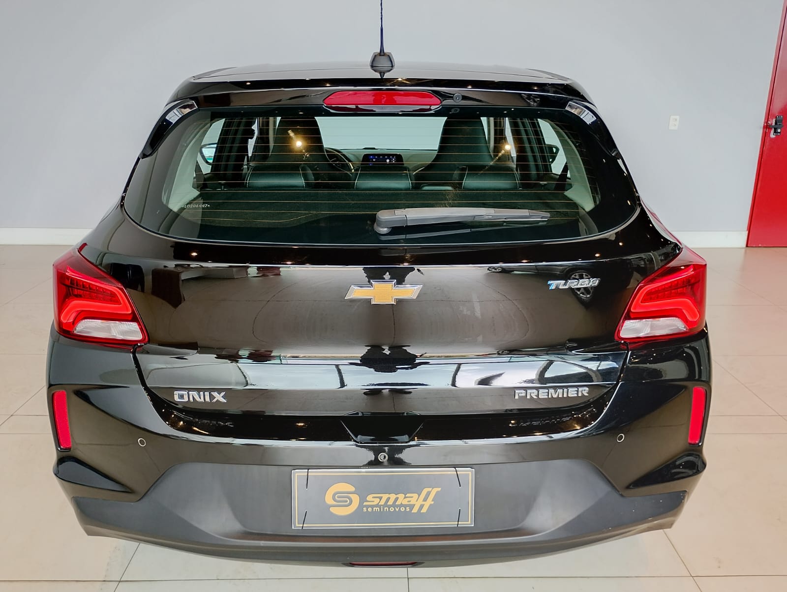 GM - Chevrolet-ONIX-ONIX HATCH PREM. 1.0 12V TB Flex 5p Aut.