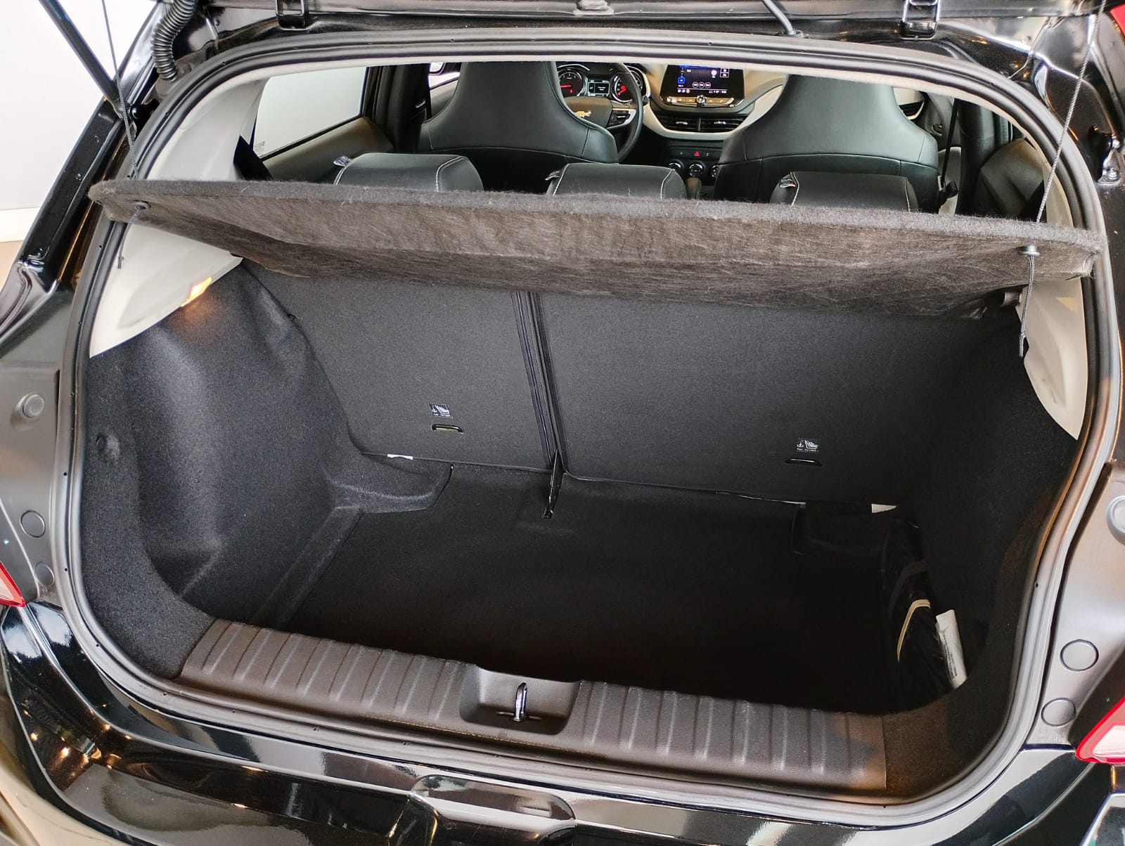 GM - Chevrolet-ONIX-ONIX HATCH PREM. 1.0 12V TB Flex 5p Aut.