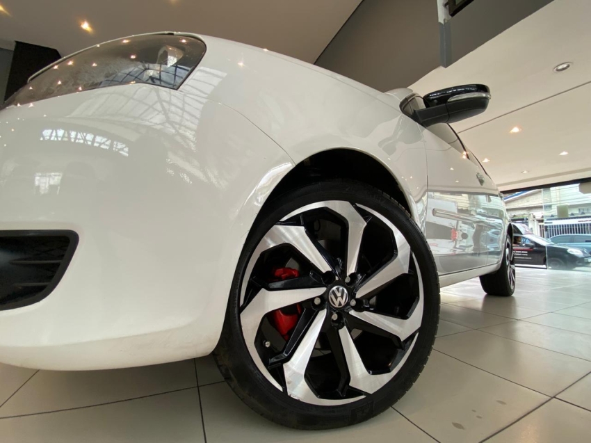 VW - Volkswagen-POLO-2.0 MI SPORTLINE 8V FLEX 4P MANUAL