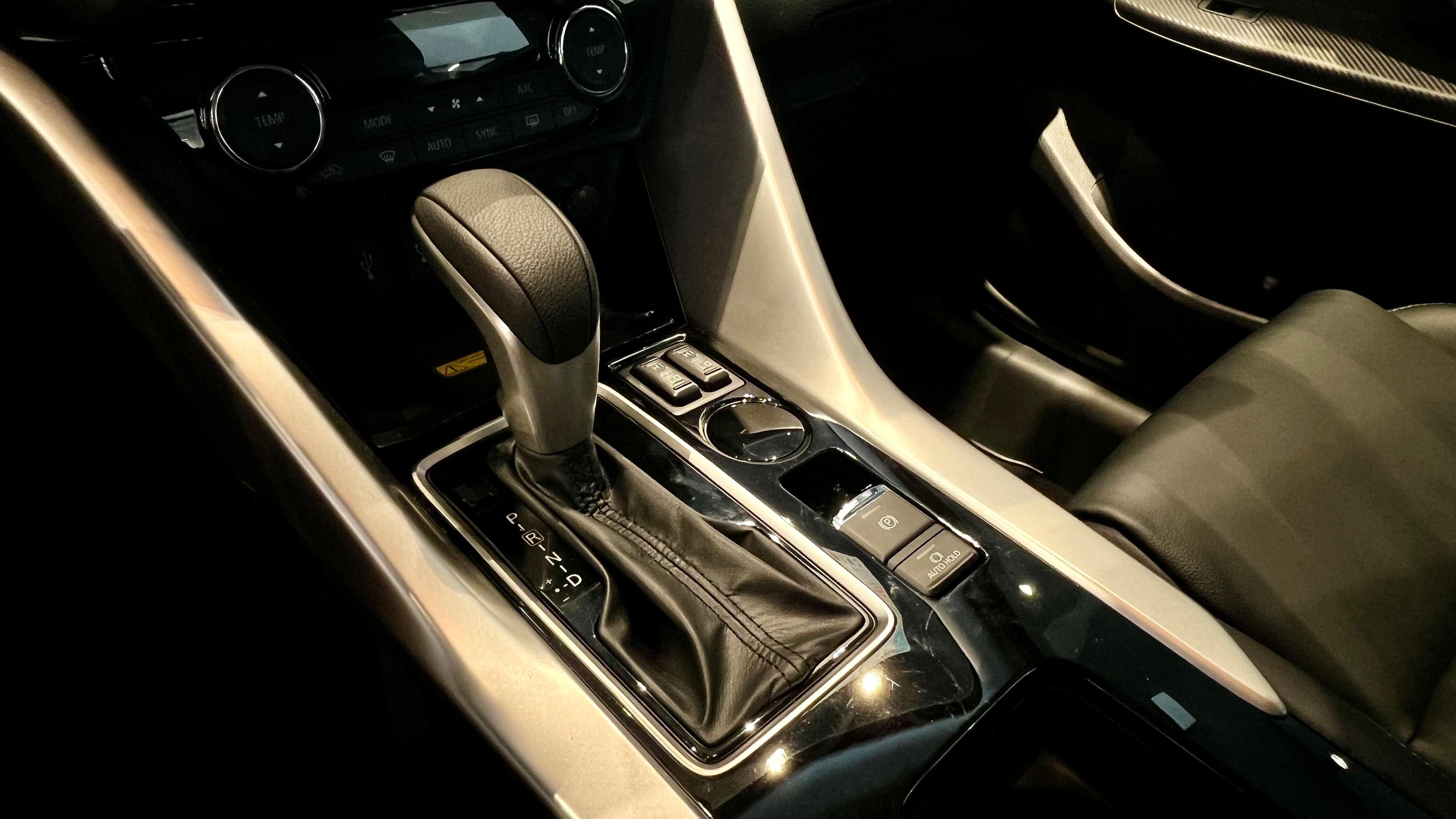 Mitsubishi-ECLIPSE CROSS-Eclipse Cross HPE 1.5 16V 165cv Aut.