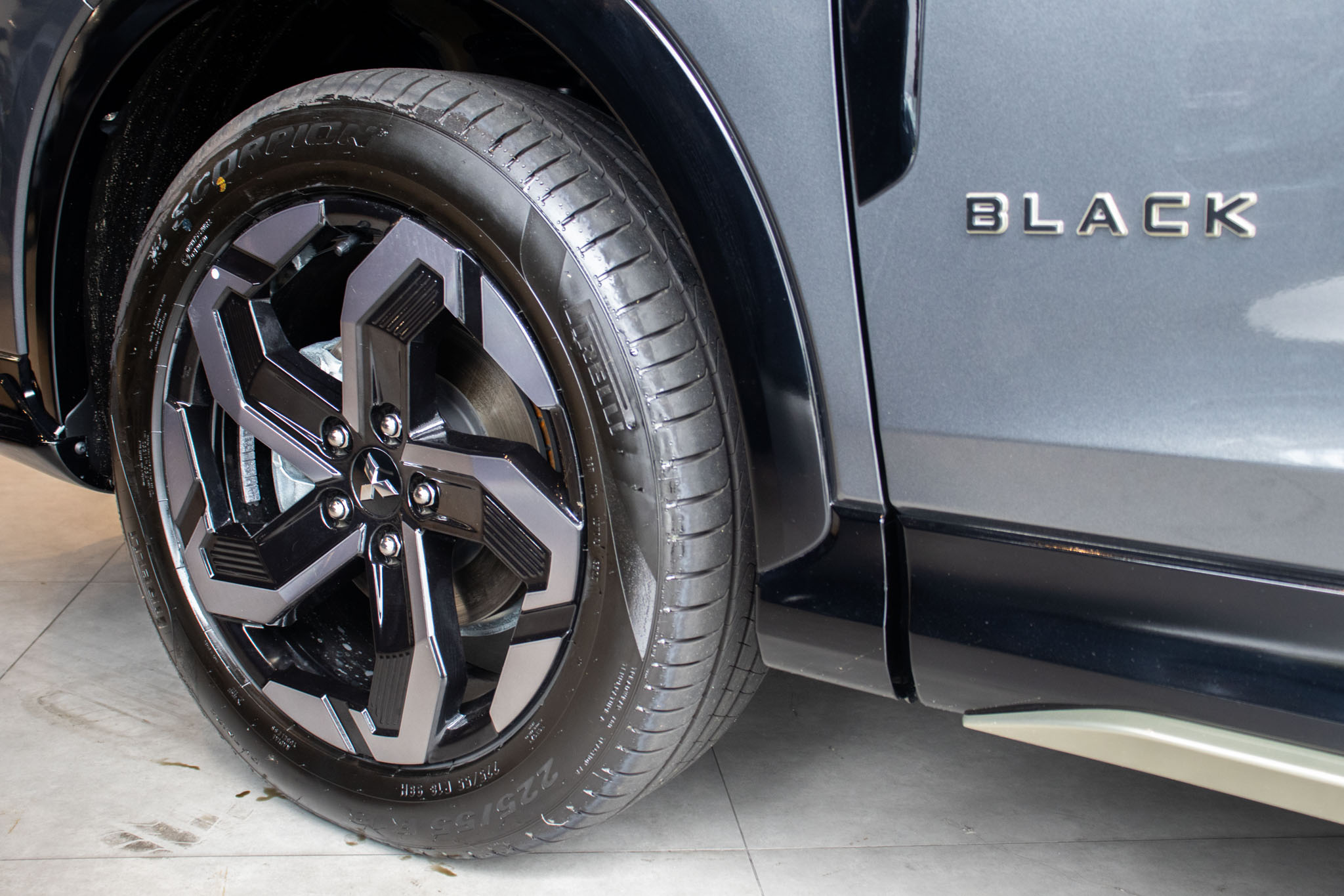 Mitsubishi-ECLIPSE CROSS-Eclipse Cross HPE-S Black 1.5 16V AWC TB 165cv Aut